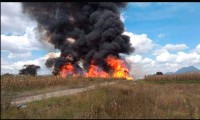 Hueyapan arde por una toma clandestina de gas LP