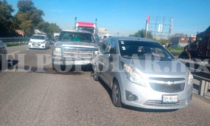 En la Puebla-Orizaba se registra carambola de cinco autos