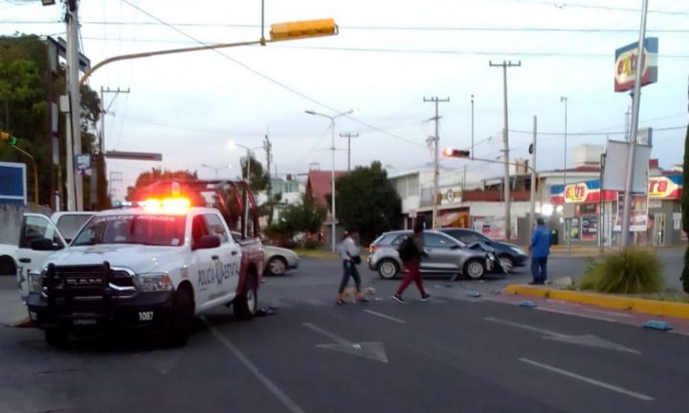 El choque ocurrió en el cruce de la Avenida Manuel Espinosa Iglesias.
