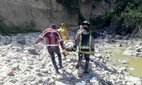 Ahora encuentran un cadáver al fondo de barranca en Amozoc