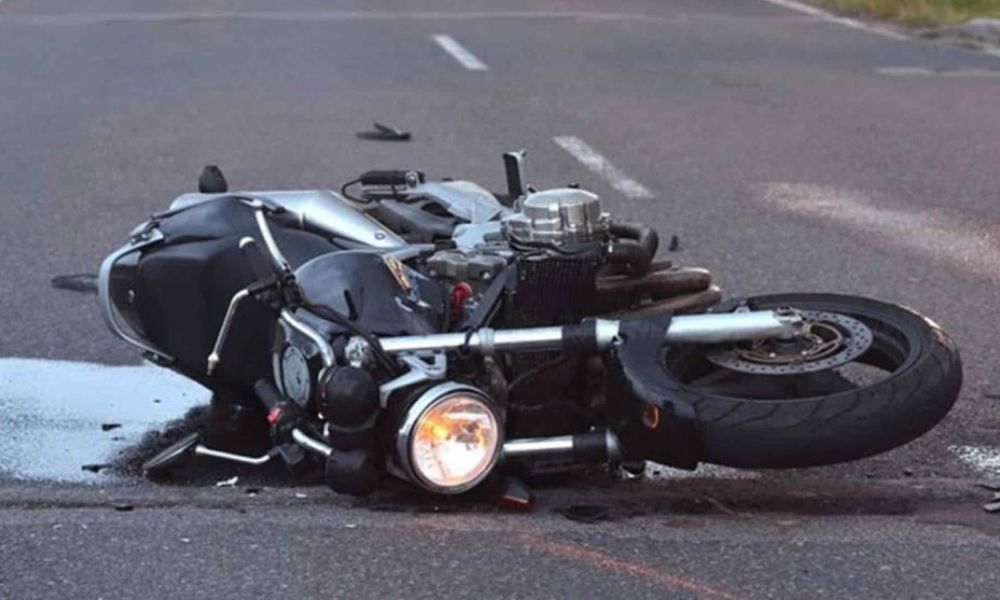 Motociclista muere en percance vial en calles del fraccionamiento Bosques de Chapultepec