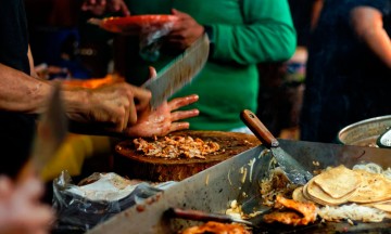 Hombre fallece por infarto cuando cenaba tacos cerca de la CAPU 