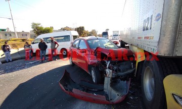 Reportan carambola en autopista Puebla-Orizaba 