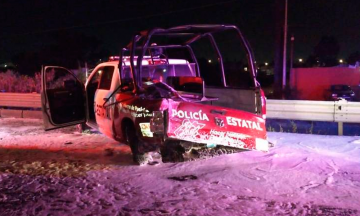 Camioneta choca con patrulla y taxi en autopista Puebla-Córdoba