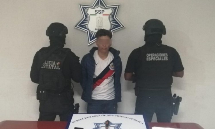 Policía Estatal asegura a presunto ladrón en Lomas de Loreto