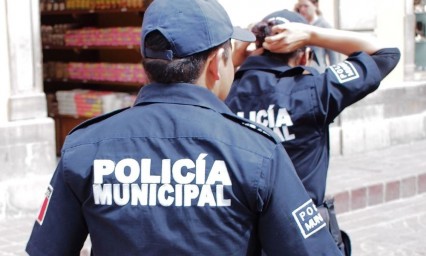 Cuerpo de trapo moviliza a policía de Tepeaca