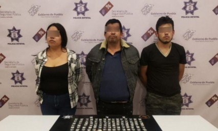 Detienen a tres presuntos narcomenudistas de Tehuacán