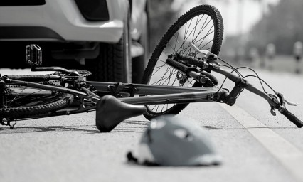Ciclista resulta lesionada tras ser impactada por patrulla en San Andrés Cholula