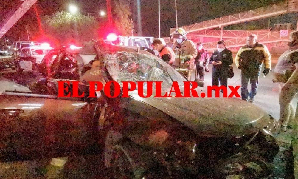Automovilista queda prensado por choque la colonia Joaquín Colombres