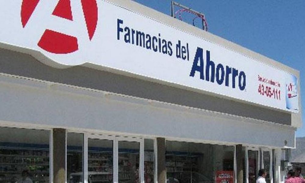 Delincuentes madrugan para asaltar farmacia en la colonia Morelos