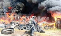 Incendio en Coronango acaba con dos talacherías