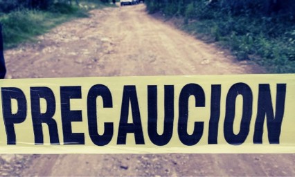 Asesinan a joven y la localizan maniatada y encobijada en el Skate Plaza Xonaca