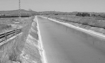 Hallan cadáver de mujer en canal de Chalchicomula de Sesma