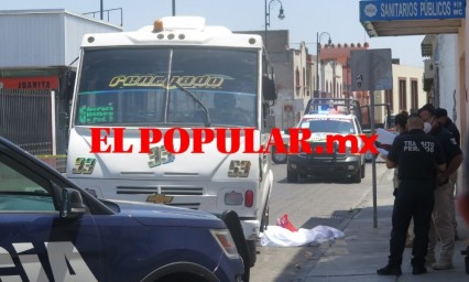 Mujer fallece atropellada por transporte público de la ruta 33