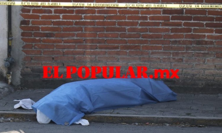 Hombre muere en vía pública, en la colonia Jesús González Ortega