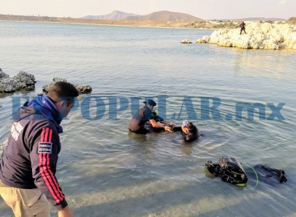 Menor de edad y su padre mueren ahogados en laguna