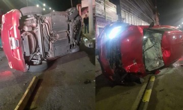 Hombre termina gravemente herido al ser embestido por auto que chocó contra taxi y quedó volcado