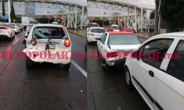 Carambola sobre Bulevar Hermanos Serdán deja tres menores lesionados