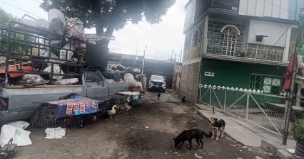 Aseguran inmueble en San Martín Texmelucan por desmantelamiento de vehículos robados