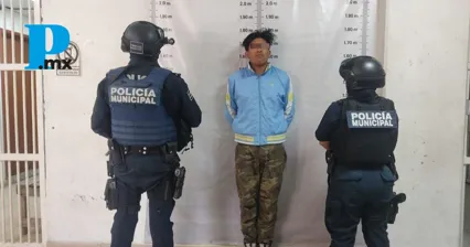 La SSCyPC de Cuautlancingo detuvo a una persona por robar mercancía de un Oxxo 