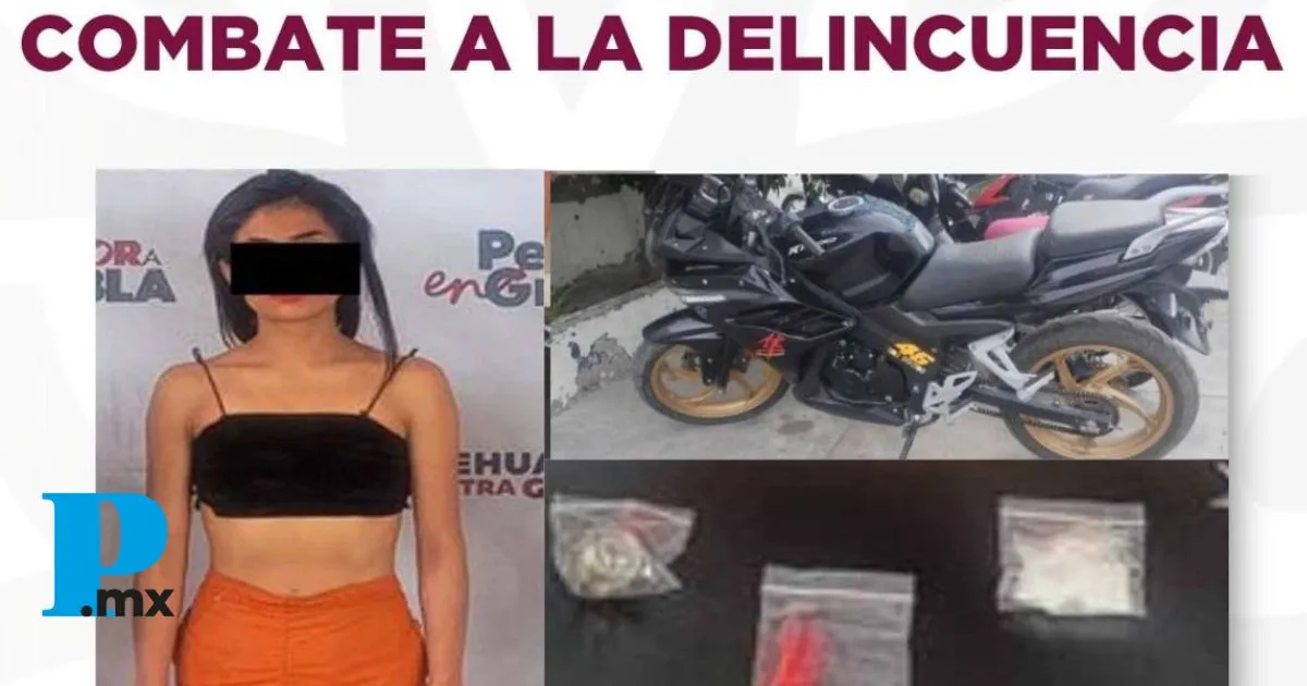 Policía de Tehuacán asegura a mujer con droga y motocicleta robada