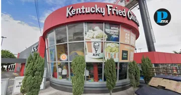 Delincuente amagan y encierran a trabajadores y clientes de KFC en Mayorazgo, los responsables huyeron con el botín.