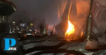 Controlan incendio en taller mecánico del corredor industrial La Ciénega; no hubo lesionados