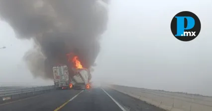 Reabren autopista Puebla-Orizaba tras choque e incendio de tractocamión