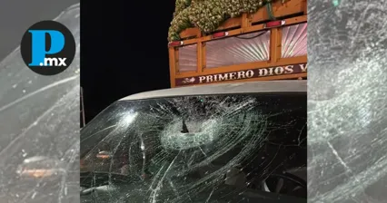 Algunos vehículos tuvieron daños en el parabrisas y la carrocería