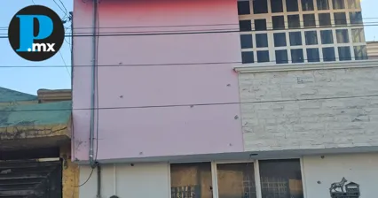 Los agresores dispararon más de 30 veces contra la casa y ventanas