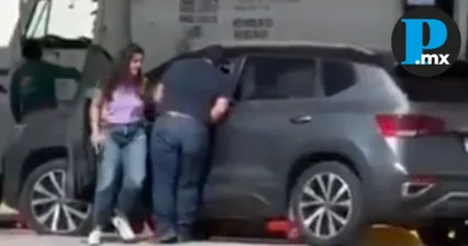 La víctima informó que el sujeto la amenazó con un arma blanca mientras cometía el robo.