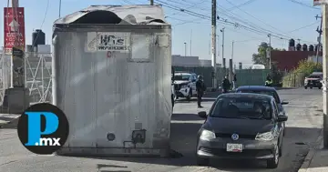 Elementos de la Policía Municipal alertaron a los conductores sobre el hecho