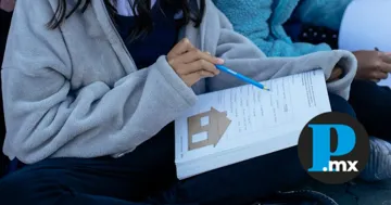 La joven presentó varios golpes en brazos y piernas, además de un esguince cervical