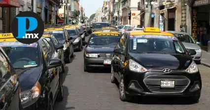 Baja robo a taxistas 14 por ciento en Puebla, 4 de cada 10 son con violencia