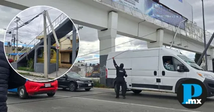 Cables y postes ca&iacute;dos provocan caos vial en el Perif&eacute;rico Ecol&oacute;gico