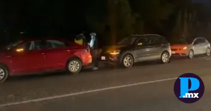  Al menos seis veh&iacute;culos chocaron en la M&eacute;xico-Puebla a la altura del Perif&eacute;rico Ecol&oacute;gico 