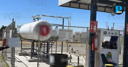 FGR asegura punto de venta clandestina de gas en Texmelucan