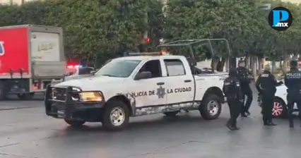 Choque de patrulla provoca tr&aacute;fico cerca de CAPU