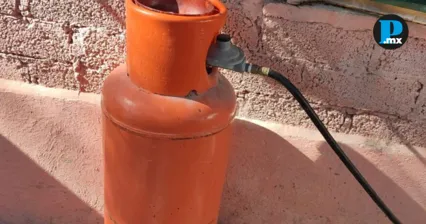 Ni&ntilde;a resulta herida tras explosi&oacute;n de gas en vivienda de Tehuac&aacute;n