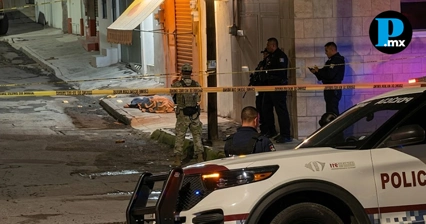 Ejecutan a un hombre con cinco disparos en la 10 de Mayo, cerca del Mercado Morelos