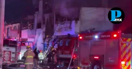 Equipos de bomberos de diversos municipios trabajaron de manera coordinada para sofocar el incendio en la colonia Bello Horizonte que dej&oacute; cuantiosos da&ntilde;os materiales y un herido.