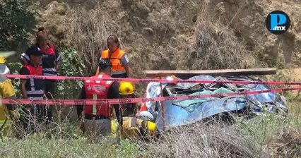 Cuatro muertos tras ca&iacute;da de veh&iacute;culo en banco de arena en Coronango