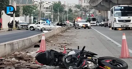 El conductor perdi&oacute; el control presuntamente por exceso de velocidad