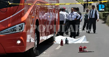 Mec&aacute;nico muere atropellado por autob&uacute;s mientras lo reparaba en Puente de San Felipe