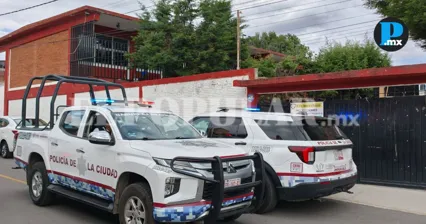 Sujetos armados asaltan primaria H&eacute;roes de la Revoluci&oacute;n en Puebla