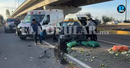 Choques en la M&eacute;xico-Puebla y Perif&eacute;rico dejan tres personas heridas y caos vial
