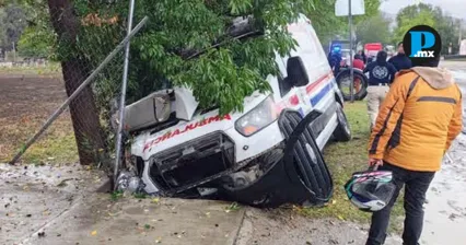 Chapulco se queda sin ambulancias tras choque y volcadura de sus &uacute;nicas unidades