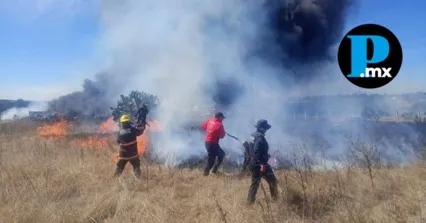 Un incendio alcanz&oacute; 185 veh&iacute;culos resguardados en un corral&oacute;n de la FGJE de Tlaxcala
