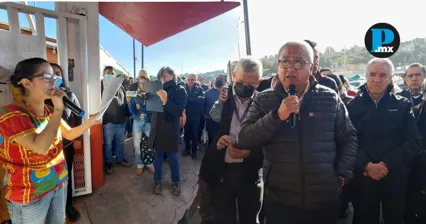 Fracasa di&aacute;logo con la SEP; madres y padres de primaria Emiliano Zapata amagan con plant&oacute;n y cierres viales en Tlaxcala