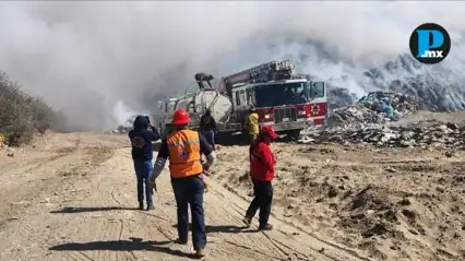 Autoridades ambientales declararon contingencia tras incendio en relleno sanitario.